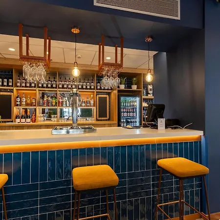 Travelodge Poblenou Otel Barselona