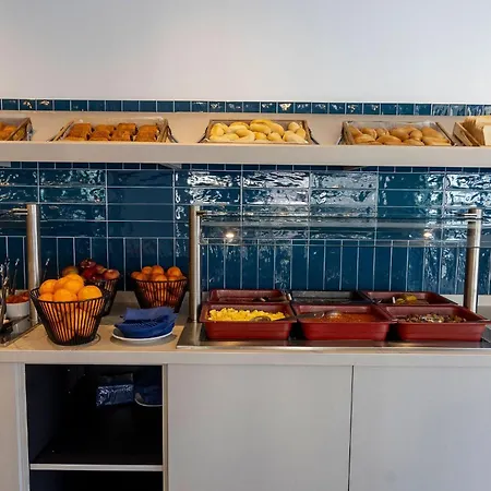 Otel Travelodge Poblenou