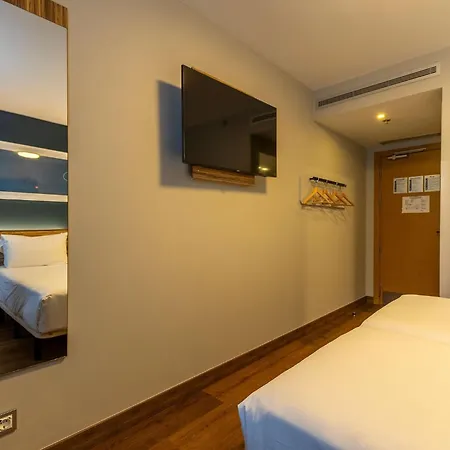 Travelodge Poblenou Barselona