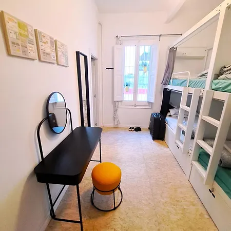 Bed & Bike Hostel