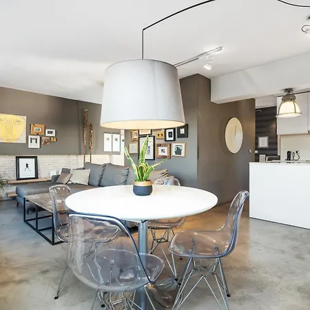 Apartment Bright Ferry Terminal & Ramblas Barcelona