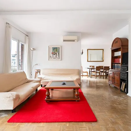 Stunning 5br With Sagrada Familia Views Apartment Barcelona