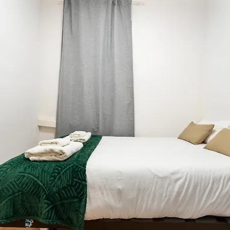Stunning 5br With Sagrada Familia Views *