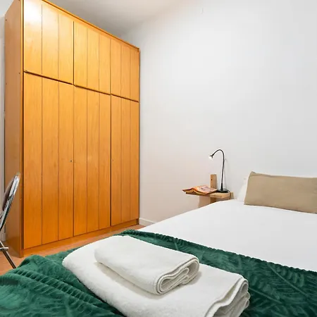 Stunning 5br With Sagrada Familia Views
