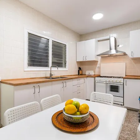 Apartment Stunning 5br With Sagrada Familia Views Barcelona