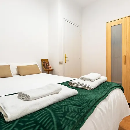 Stunning 5br With Sagrada Familia Views *