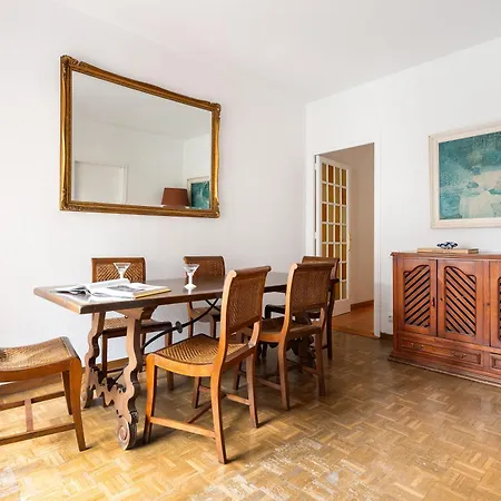 Stunning 5br With Sagrada Familia Views Barcelona