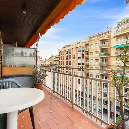 Stunning 5br With Sagrada Familia Views Apartment *