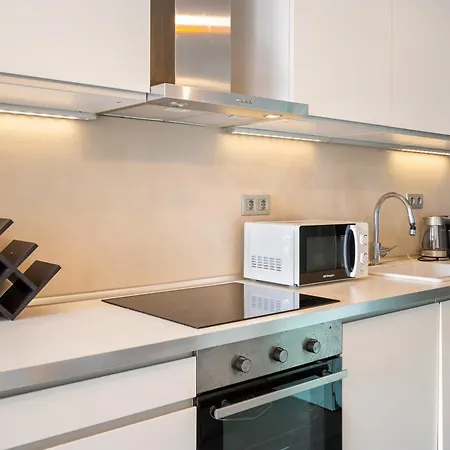 Bliss 1br Haven W Terrace In Gracia Apartment Barcelona