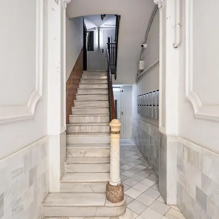 Bliss 1br Haven W Terrace In Gracia Barcelona
