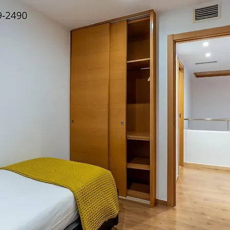 4068 - Ab Les Corts Bii * Barcelona