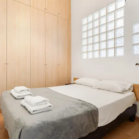 Apartment Spacious 5-bedroom In