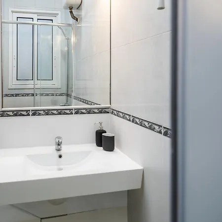 Apartment Spacious 5-bedroom In Barcelona