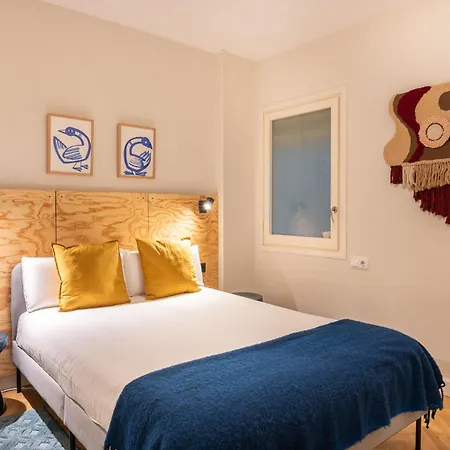 Spacious And Elegant Oasis In The Location * Barcelona