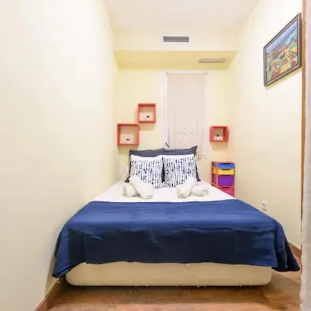 Apartment Ramblas Spacious & Design 4br Flat With Balcony 15m Ramblas