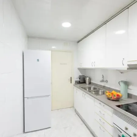 Ramblas Spacious & Design 4br Flat With Balcony 15m Ramblas Apartment *