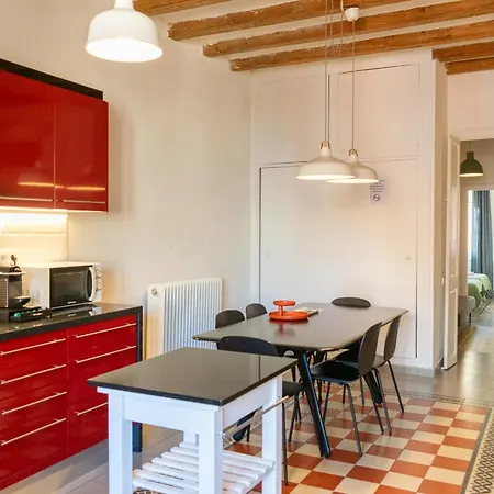 Center Of Gracia By Maison Pinata Apartment Barcelona