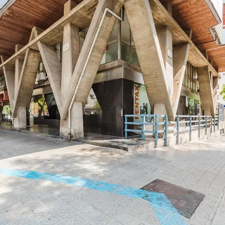 Blueground Les Corts Balcony Ac Wd Bcn-157 Apartment