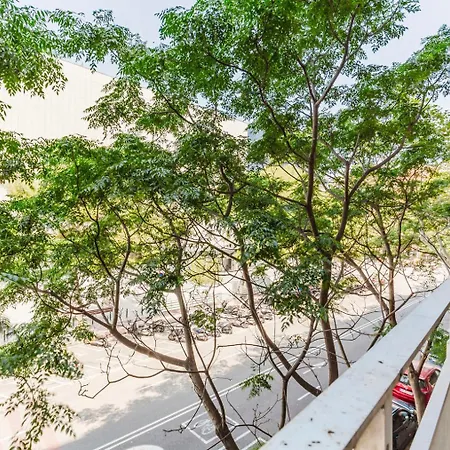 Blueground Les Corts Balcony Ac Wd Bcn-157 Apartment
