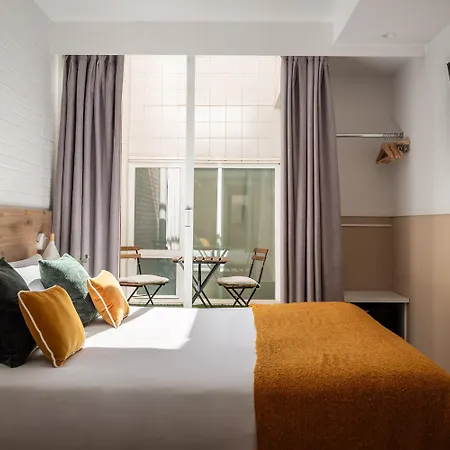 Bypillow House *
