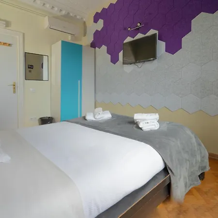 Hostel Wow *