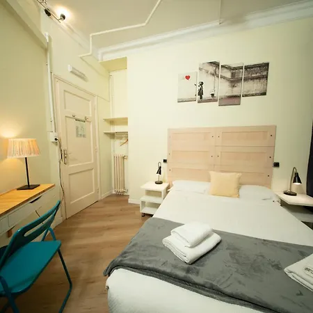 Wow Hostel Barcelona
