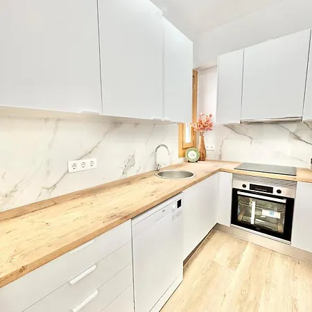 Piso Ideal Con 3 3 Banos Y Terraza