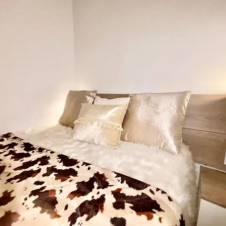 Apartment Piso En Gracia De 3 Dobles Suits Barcelona