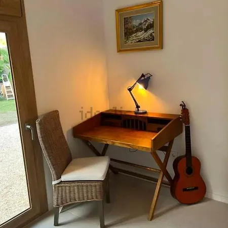 Stylish & Idyllic With Private Garden 5 Min Walking From South In Gava Mar Holiday home