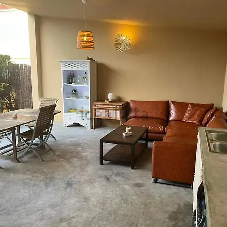 Holiday home Stylish & Idyllic With Private Garden 5 Min Walking From South In Gava Mar Barcelona