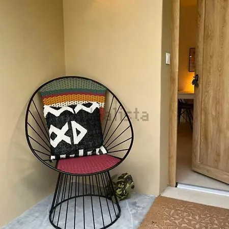 Stylish & Idyllic With Private Garden 5 Min Walking From South In Gava Mar Barcelona