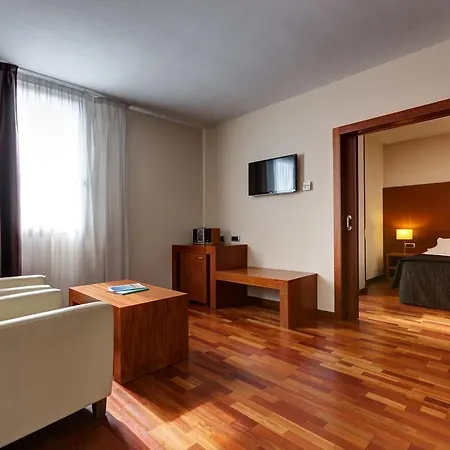 Acevi Villarroel 4* Barcellona
