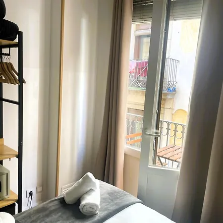 La Palmera 2* Barcelona