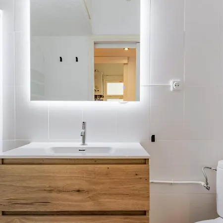 Blueground Sant Gervasi Ac Balcony Nr Market Bcn-181 * Barcelona