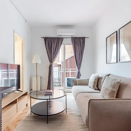 Apartment Blueground Sant Gervasi Ac Balcony Nr Market Bcn-181 *