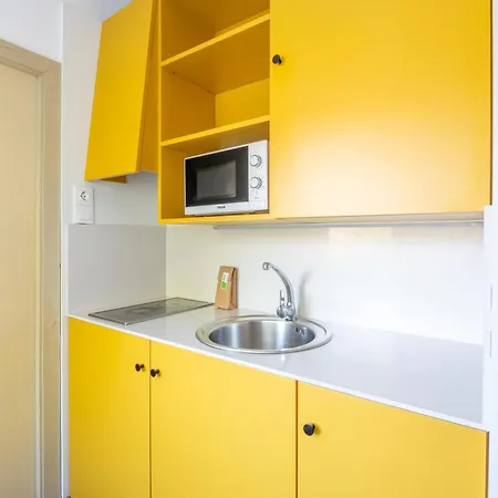 Residencia Universitaria Resa La Ciutadella Апартаменты