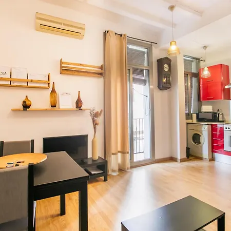 12gra1070 - Cozy Flat In The Heart Of Gracia! *