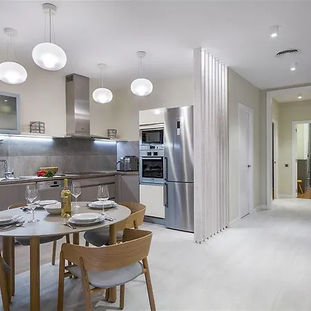 Alcam Trafalgar Apartment *