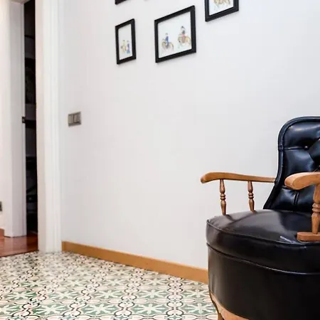 2 Bedroom By Sagrada Familia Apartment *