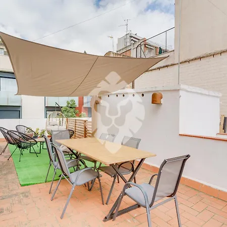 Apartment Piso Ideal Con 3 3 Banos Y Terraza