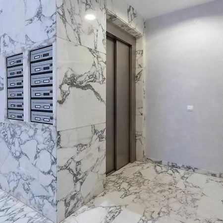 Apartamento 11jog1036 - Huge & Bright Train Station *