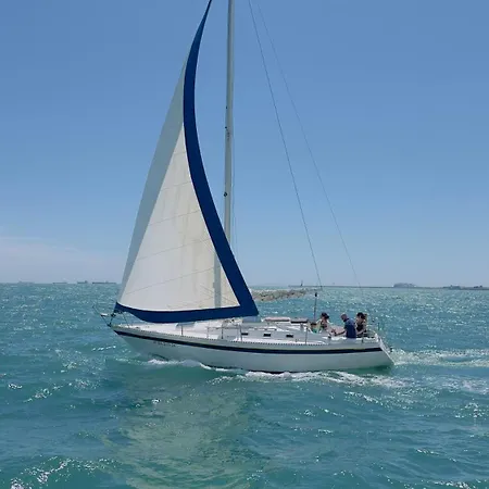 Sailing Experience In