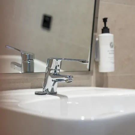 Hotel Easyhotel La Sagrera