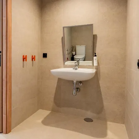 Easyhotel La Sagrera Barcelona