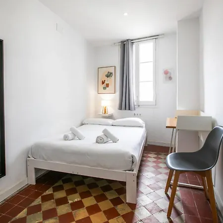 Apartment 31ara1092- Newly Refurbished 2br Flat In The Gothi *