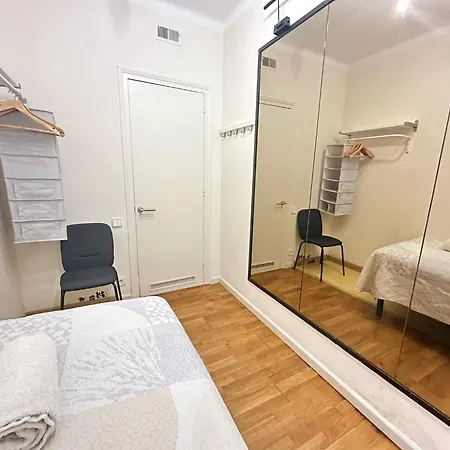 Nuevo Arago Couette-café Barcelone
