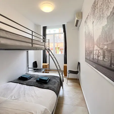 Torre De Gracia Apartmán *