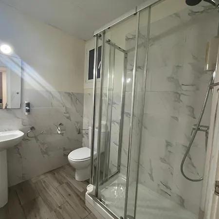 Balmes Centro בית הארחה 2*