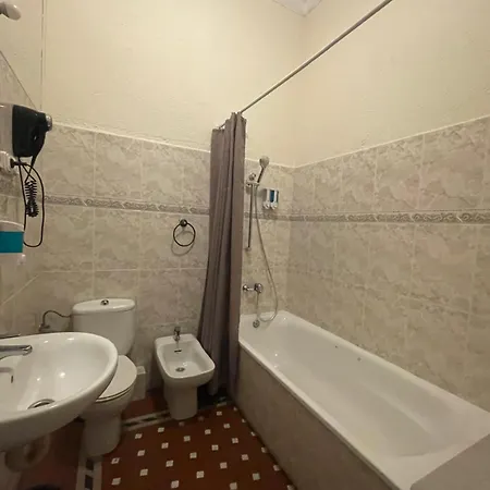 בית הארחה Balmes Centro ברצלונה