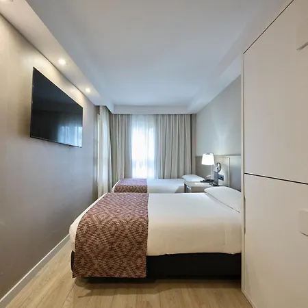 Catalonia Park Gueell Ξενοδοχείο 3*